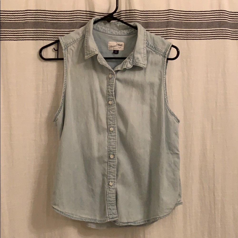 Universal Thread chambray button up